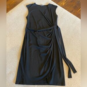 Elegant Black Sleeveless Dress